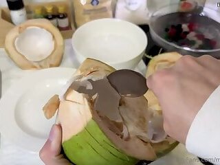 [Vlog masturbation] How to Cook with CUM! Part 2